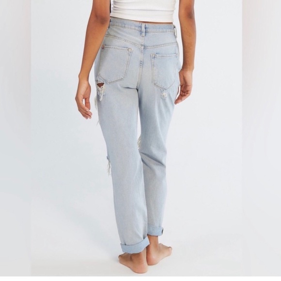 BDG 24W Mom High Rise Jeans - Picture 3 of 5